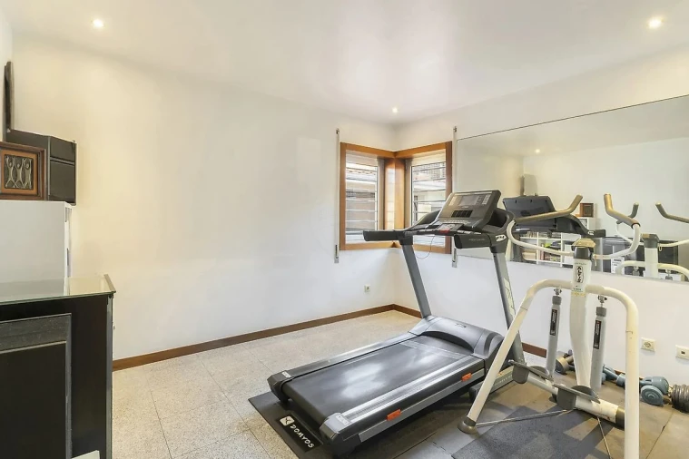 Moradia T4 para Venda em Mindelo Foto 16