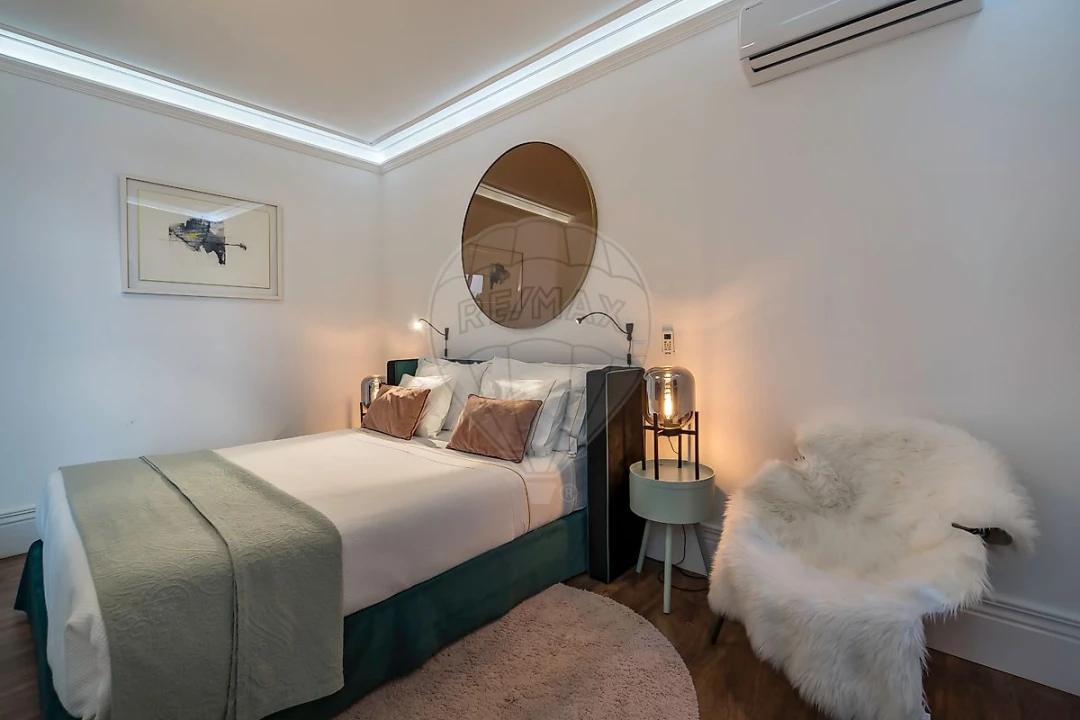 Apartamento T2 para Venda em Cedofeita, Santo Ildefonso, Sé, Miragaia, São Nicolau e Vitória Foto 28