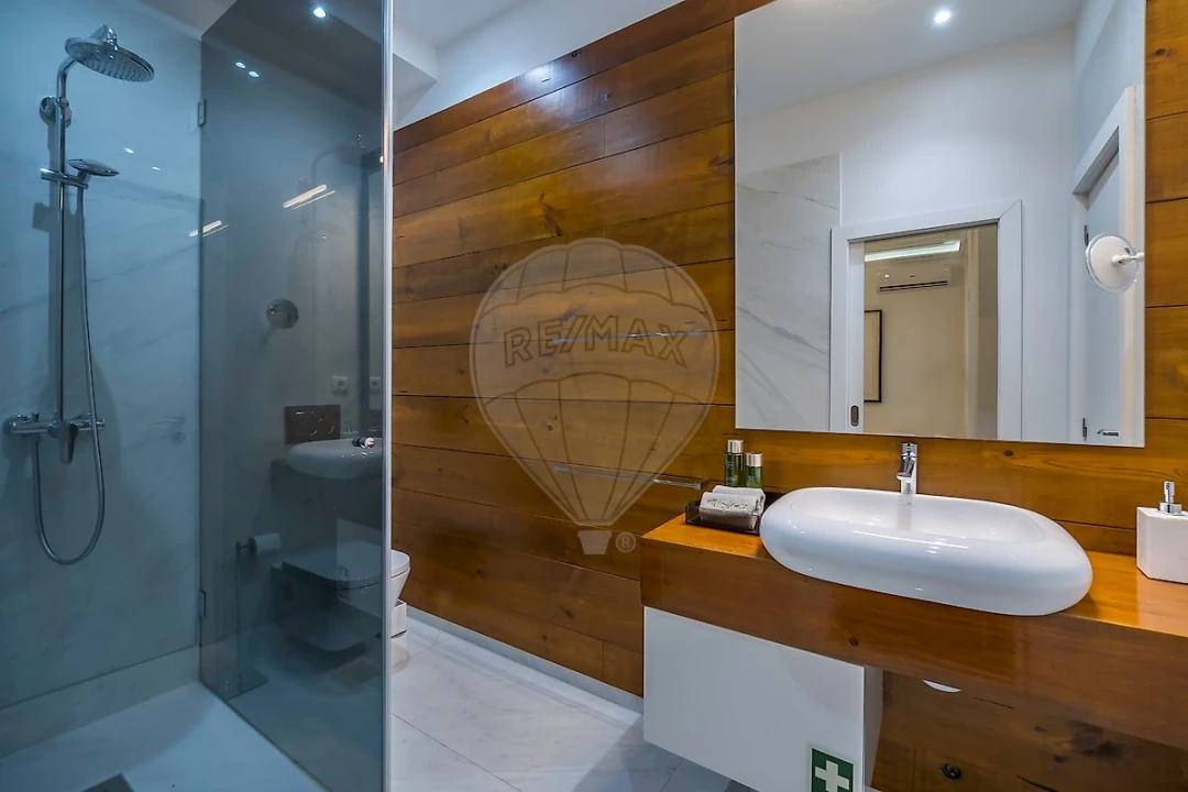 Apartamento T2 para Venda em Cedofeita, Santo Ildefonso, Sé, Miragaia, São Nicolau e Vitória Foto 18