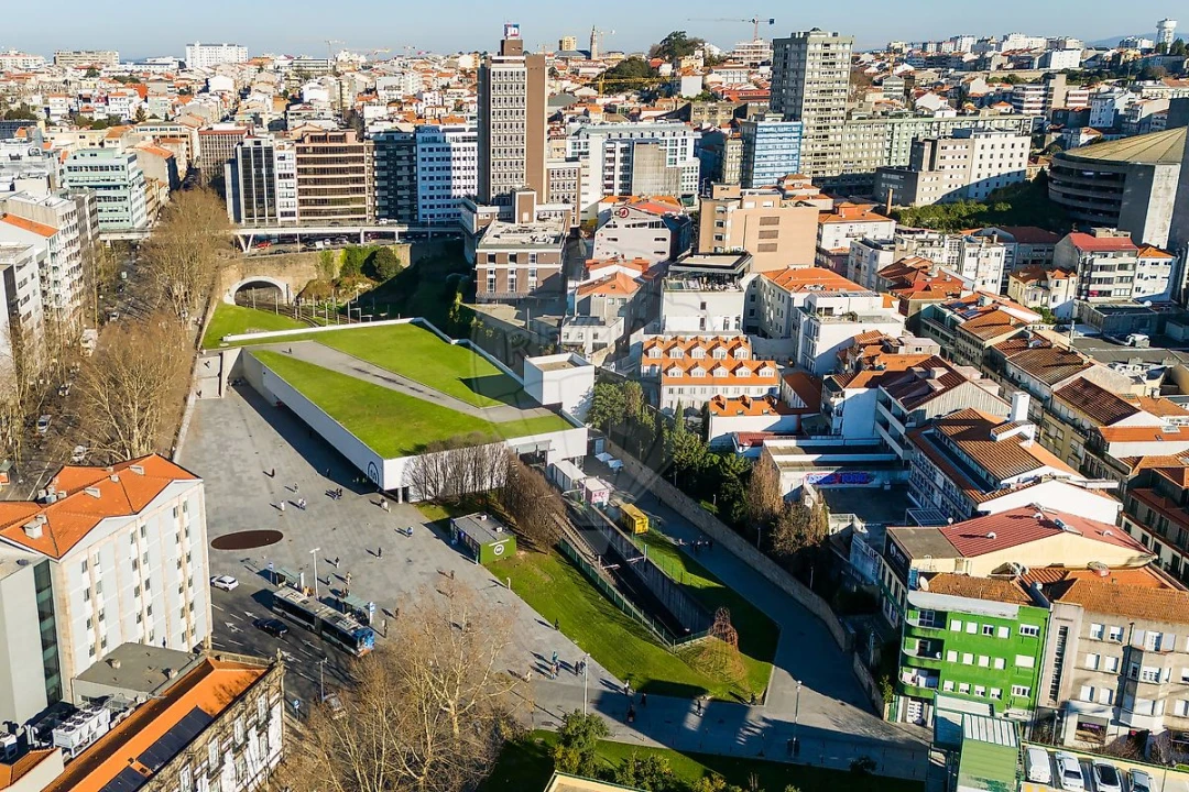 Apartamento T2 para Venda em Cedofeita, Santo Ildefonso, Sé, Miragaia, São Nicolau e Vitória Foto 36