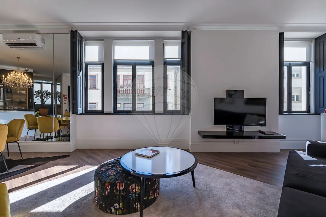 Apartamento T2 para Venda em Cedofeita, Santo Ildefonso, Sé, Miragaia, São Nicolau e Vitória Foto 3