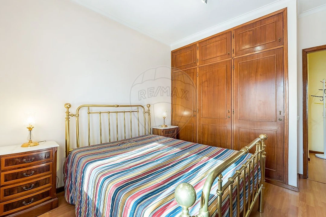 Moradia T3 para Venda em Vila Nova da Telha Foto 18