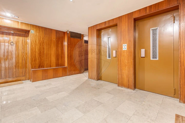 Apartamento T4 para Arrendamento em Aldoar, Foz do Douro e Nevogilde Foto 27