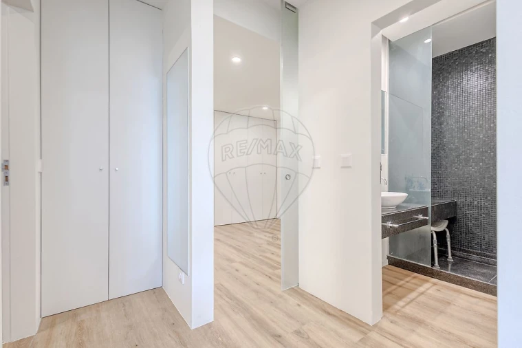 Apartamento T4 para Arrendamento em Aldoar, Foz do Douro e Nevogilde Foto 15