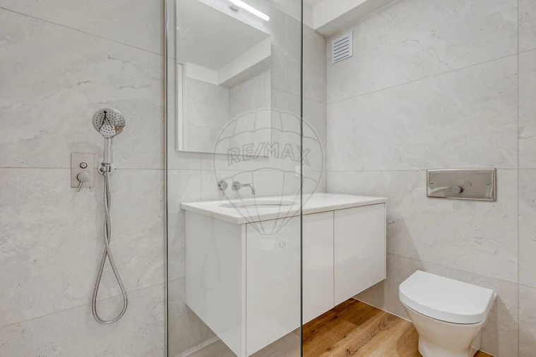 Apartamento T4 para Arrendamento em Aldoar, Foz do Douro e Nevogilde Foto 22