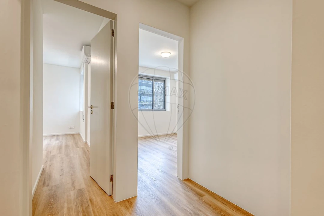 Apartamento T4 para Arrendamento em Aldoar, Foz do Douro e Nevogilde Foto 11