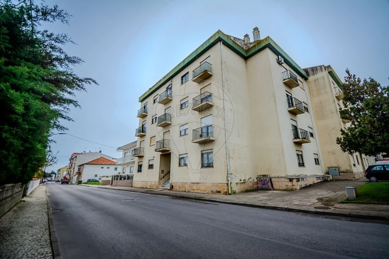 Apartamento T3 para Venda em Cartaxo e Vale da Pinta Foto 1