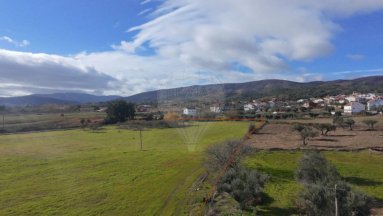 Terreno para Venda em Telhado Foto 29
