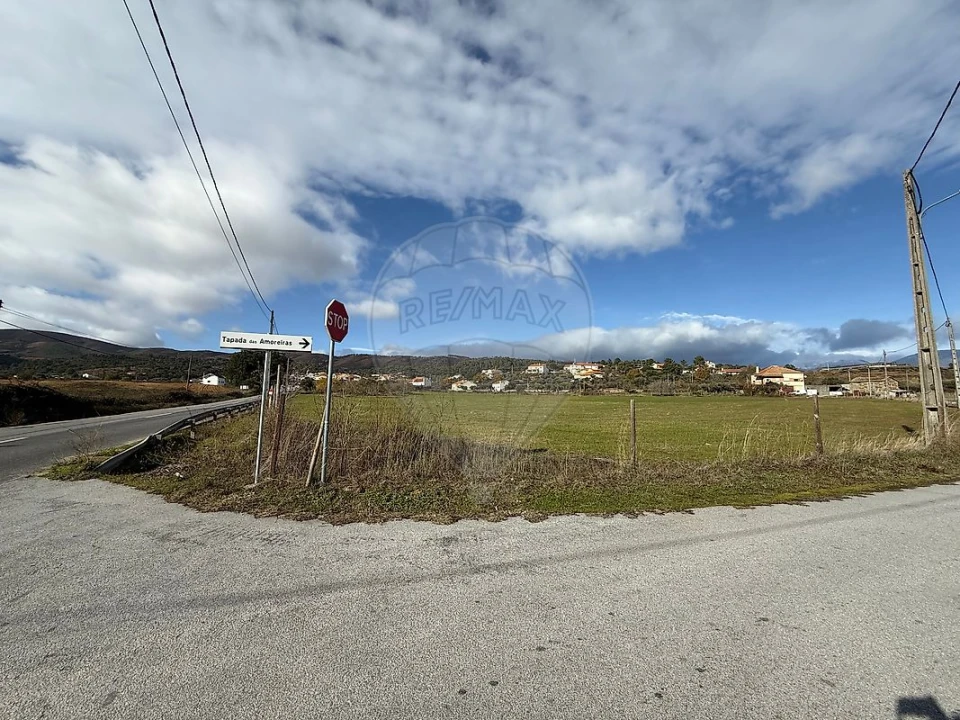 Terreno para Venda em Telhado Foto 11