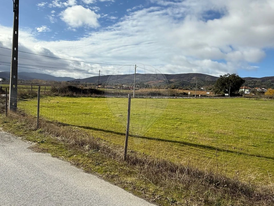 Terreno para Venda em Telhado Foto 10