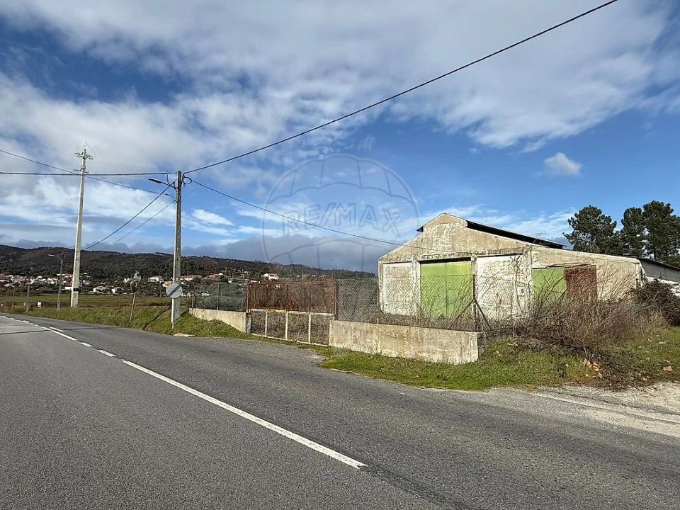 Terreno para Venda em Telhado Foto 19