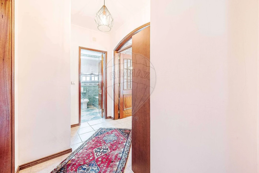 Moradia T4 para Venda em Algueirão-Mem Martins Foto 15