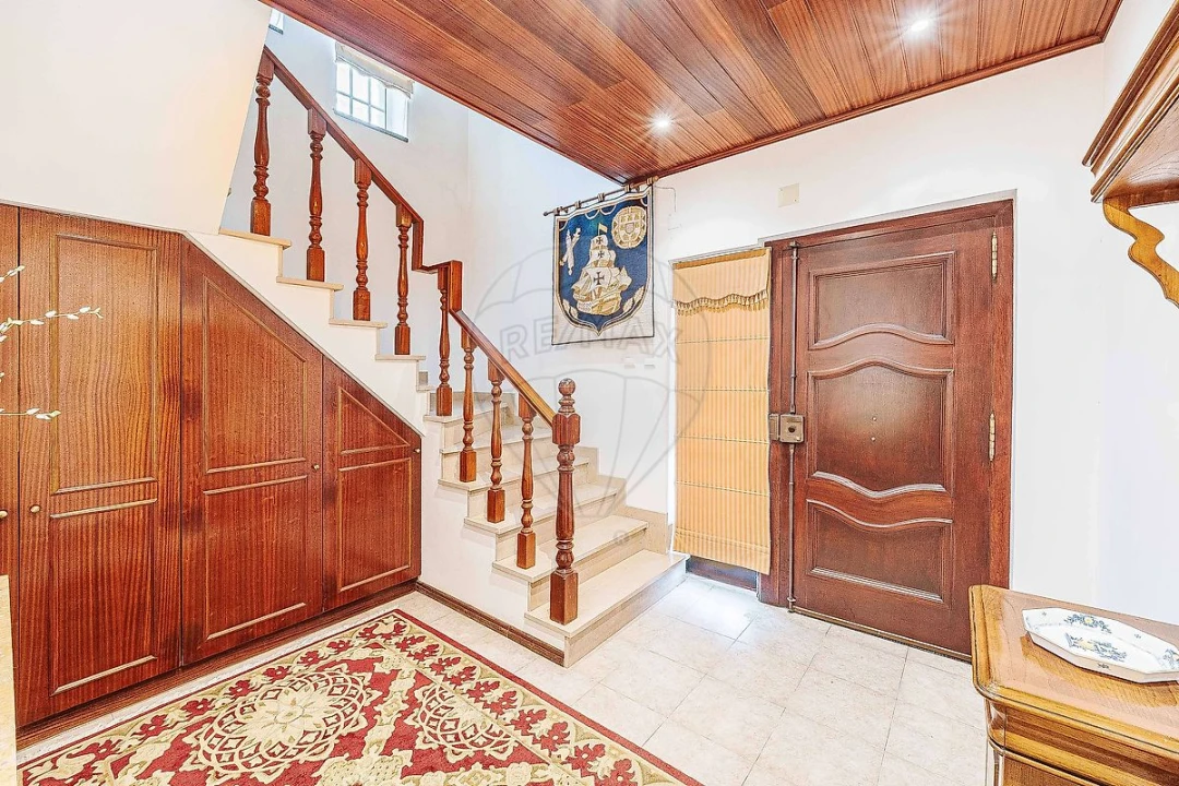 Moradia T4 para Venda em Algueirão-Mem Martins Foto 31