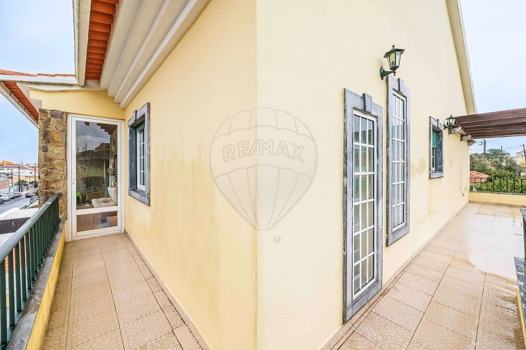 Moradia T4 para Venda em Algueirão-Mem Martins Foto 26