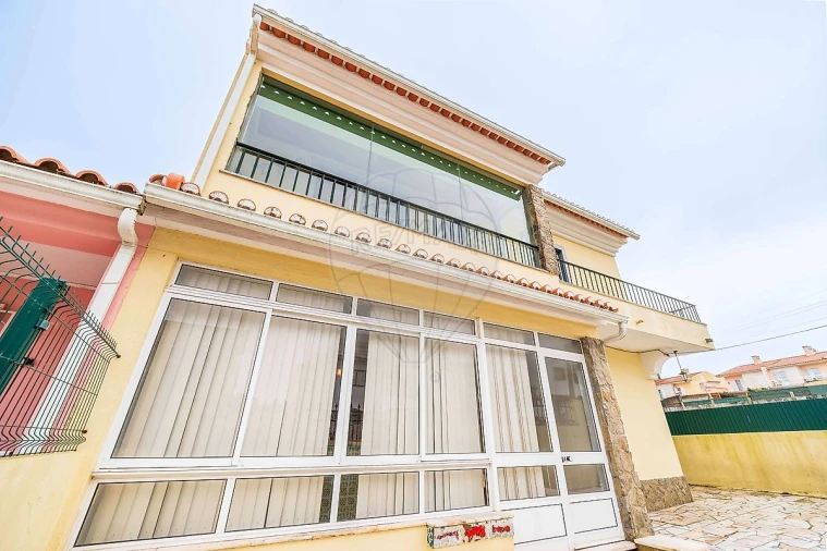 Moradia T4 para Venda em Algueirão-Mem Martins Foto 37