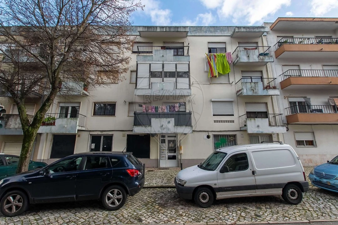 Apartamento T2 para Venda em Vila Franca de Xira Foto 14