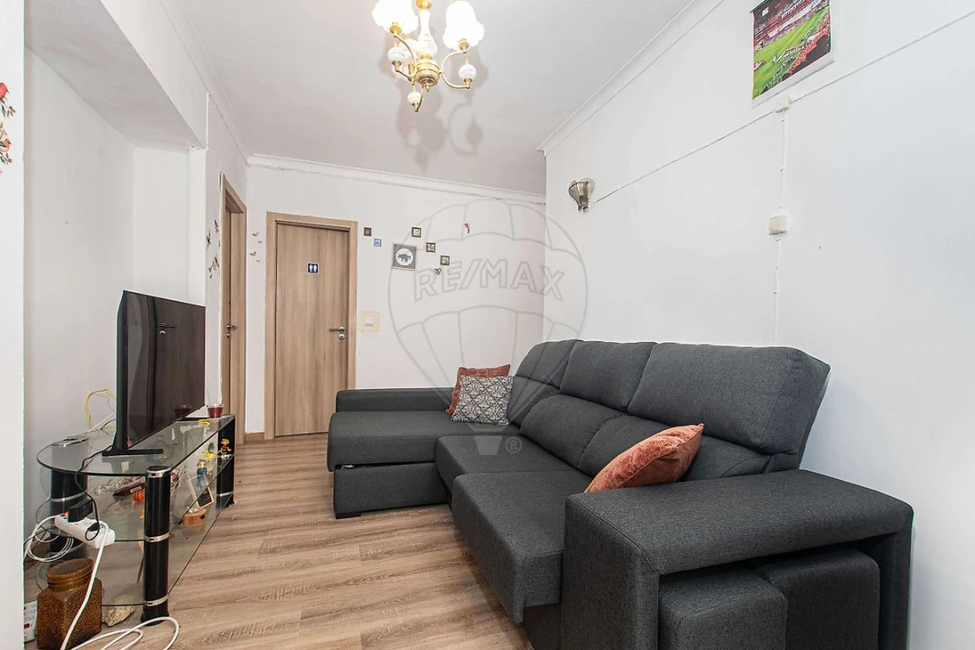 Apartamento T2 para Venda em Vila Franca de Xira Foto 3