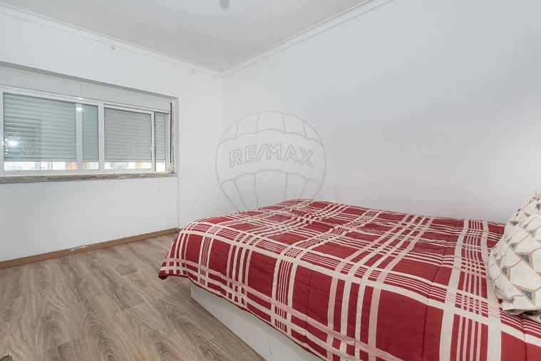 Apartamento T2 para Venda em Vila Franca de Xira Foto 11
