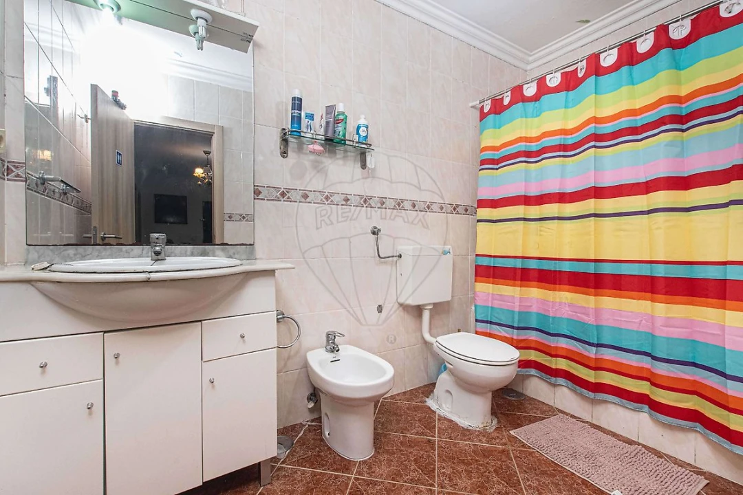 Apartamento T2 para Venda em Vila Franca de Xira Foto 13