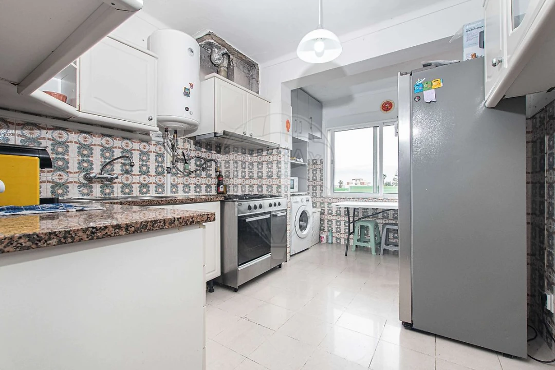 Apartamento T2 para Venda em Vila Franca de Xira Foto 7