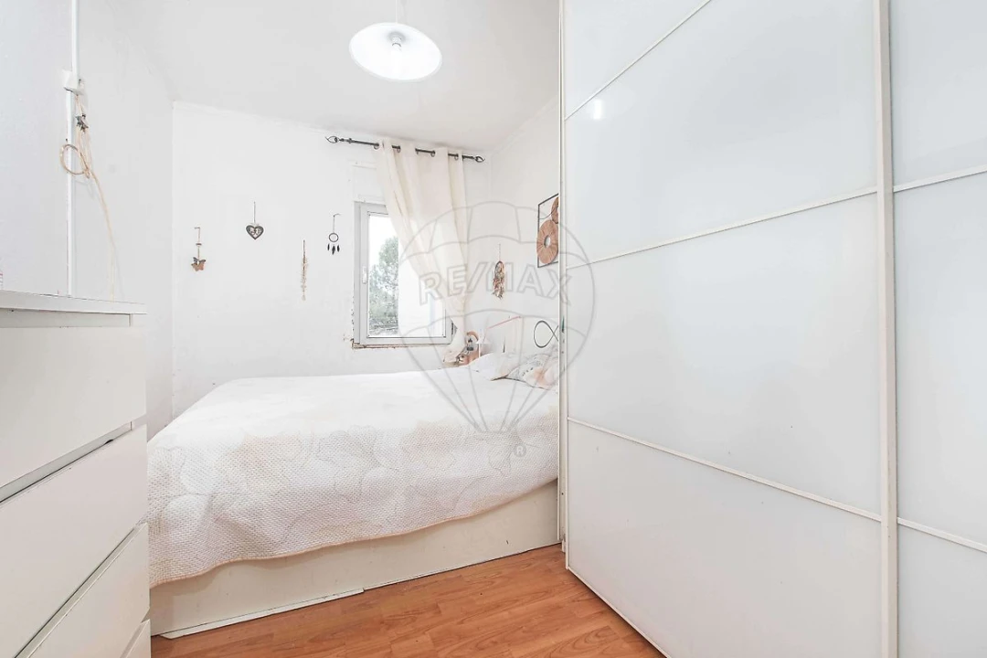 Apartamento T4 para Venda em Agualva e Mira-Sintra Foto 8