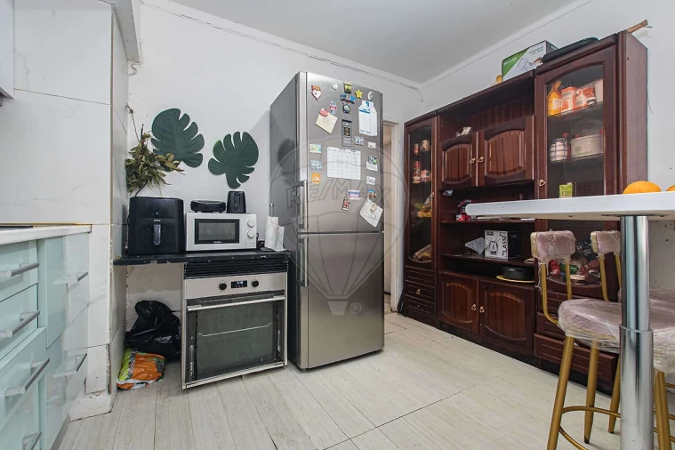 Apartamento T4 para Venda em Agualva e Mira-Sintra Foto 9