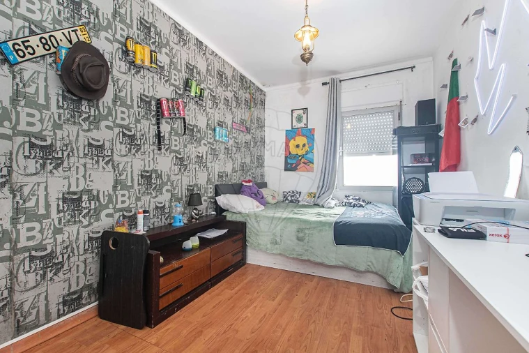 Apartamento T4 para Venda em Agualva e Mira-Sintra Foto 15