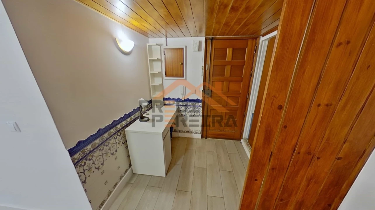 Apartamento T3 para Venda em Santo António dos Cavaleiros e Frielas Foto 5