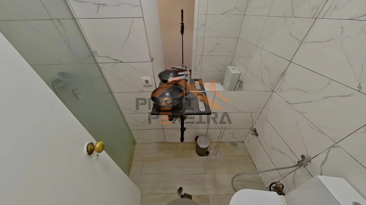 Apartamento T3 para Venda em Santo António dos Cavaleiros e Frielas Foto 18