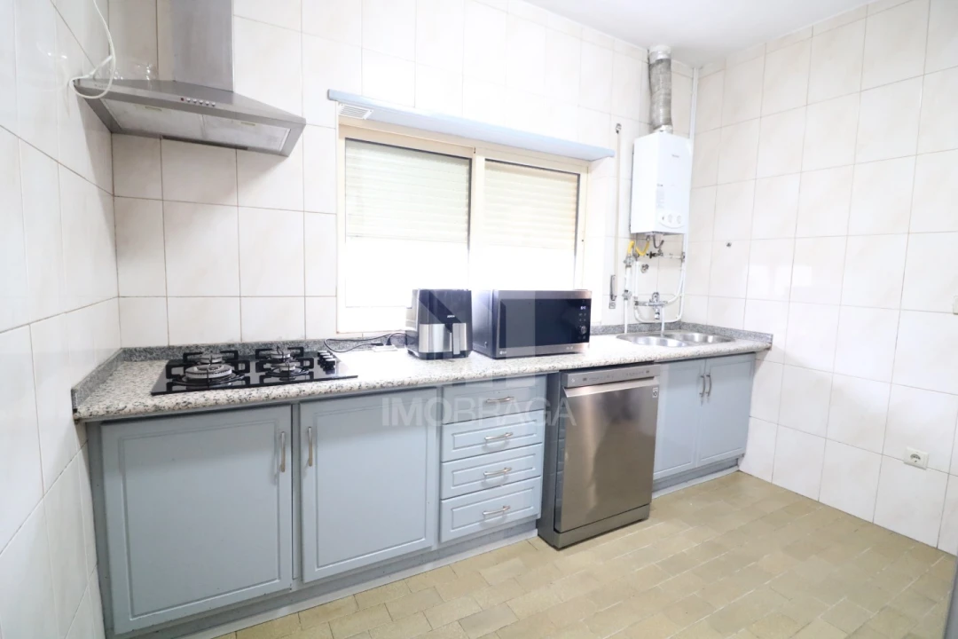 Moradia T3 para Arrendamento em Povoa de Lanhoso (N. Senhora do Amparo) Foto 11