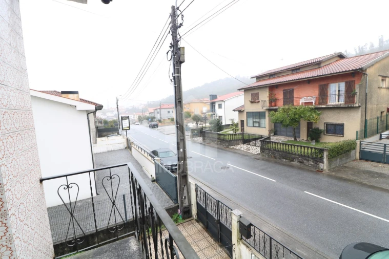 Moradia T3 para Arrendamento em Povoa de Lanhoso (N. Senhora do Amparo) Foto 8