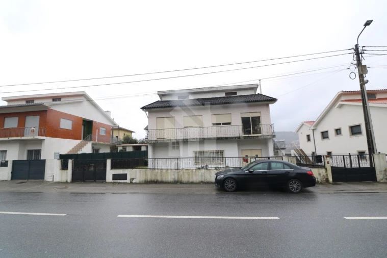 Moradia T3 para Arrendamento em Povoa de Lanhoso (N. Senhora do Amparo) Foto 25