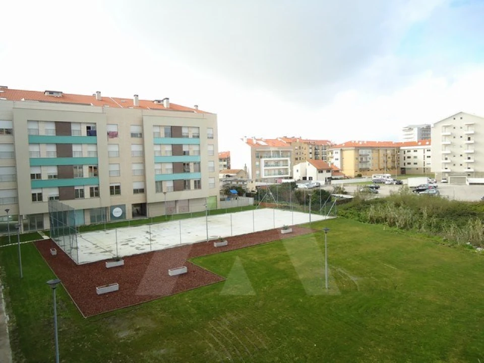 Apartamento T1 para Arrendamento em Aradas Foto 16