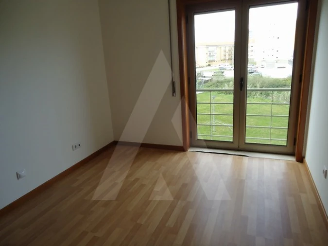 Apartamento T1 para Arrendamento em Aradas Foto 14