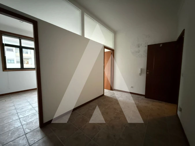 Escritório para Arrendamento em Glória e Vera Cruz