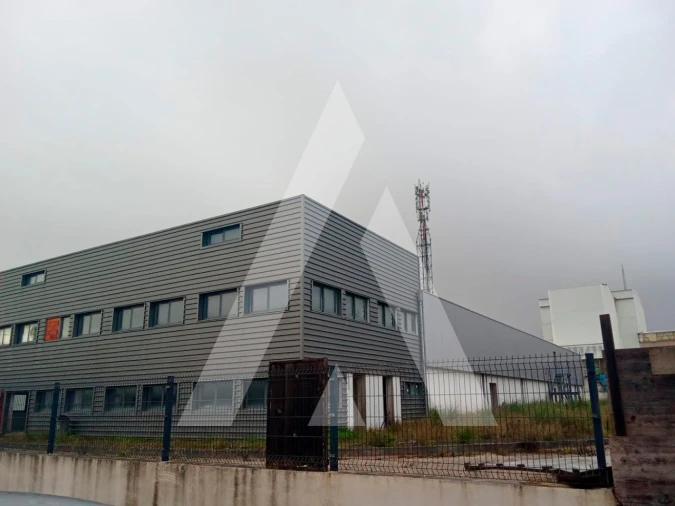 Armazém para Venda em Gafanha da Encarnação Foto 1