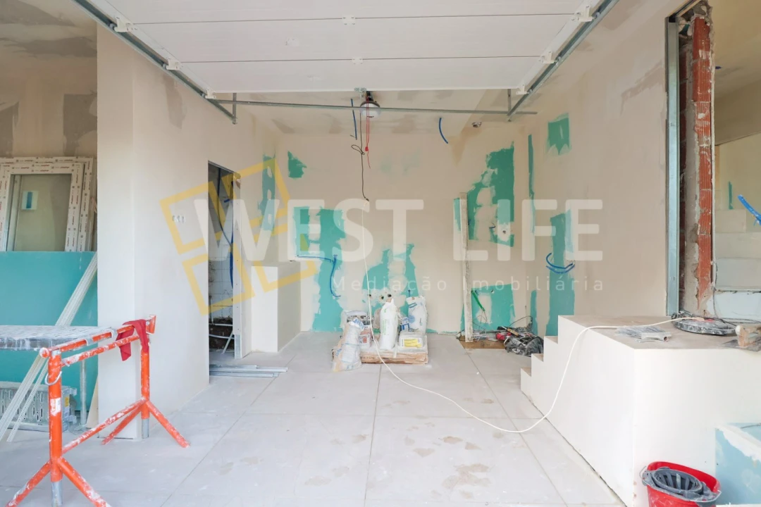 Moradia T4 para Venda em Santa Maria, São Pedro e Matacães Foto 11