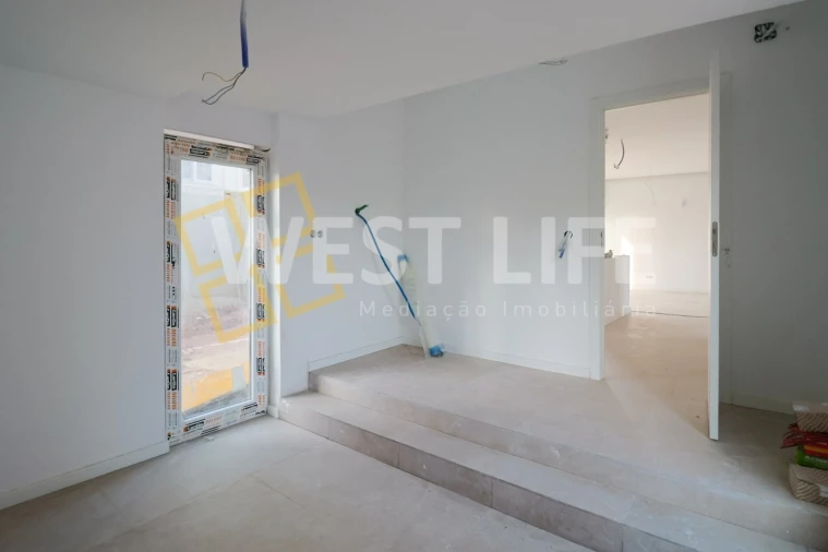 Moradia T4 para Venda em Santa Maria, São Pedro e Matacães Foto 6