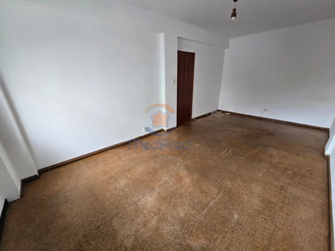 Apartamento T3 para Venda em Odivelas Foto 4