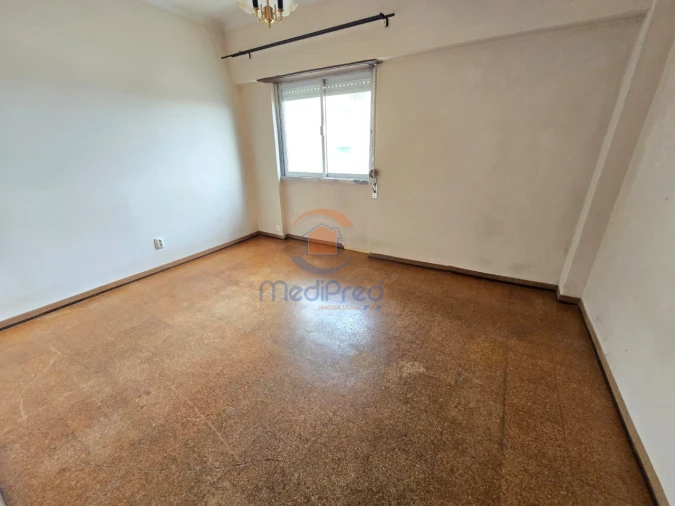 Apartamento T3 para Venda em Odivelas Foto 5