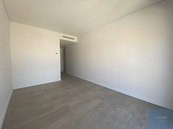 Apartamento T3 para Venda em Carcavelos e Parede Foto 11