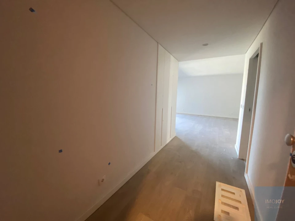 Apartamento T2 para Venda em Carcavelos e Parede Foto 22
