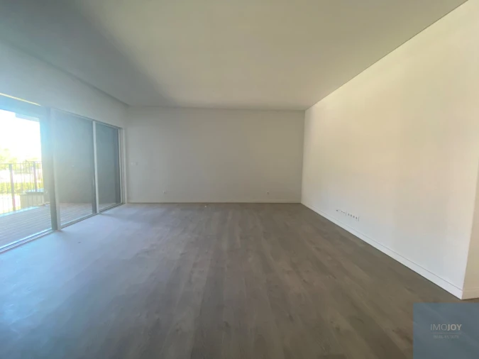 Apartamento T2 para Venda em Carcavelos e Parede Foto 3