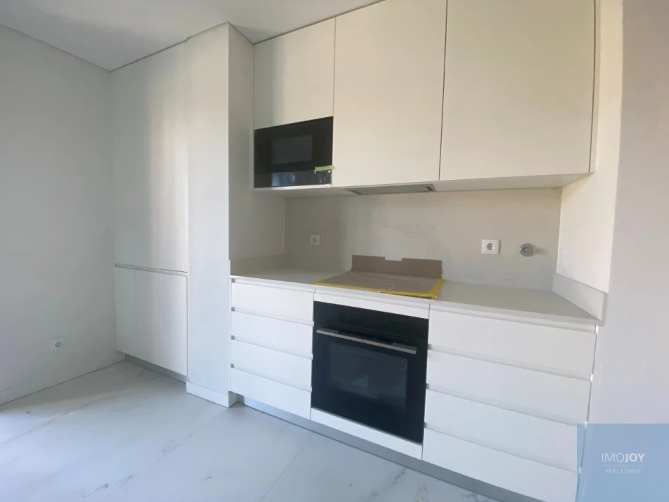 Apartamento T3 para Venda em Carcavelos e Parede Foto 5