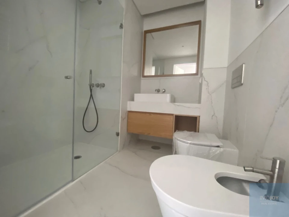 Apartamento T3 para Venda em Carcavelos e Parede Foto 18
