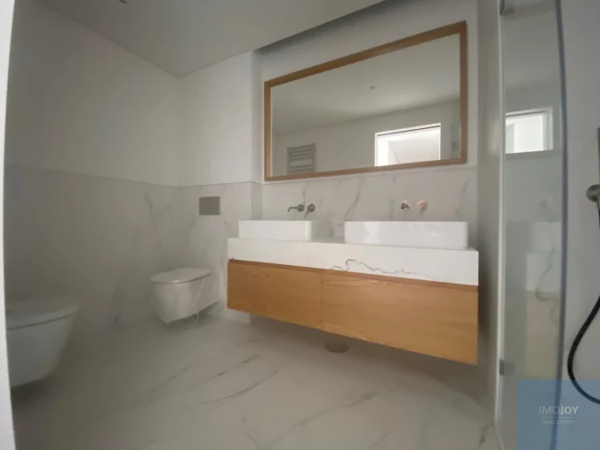 Apartamento T3 para Venda em Carcavelos e Parede Foto 13
