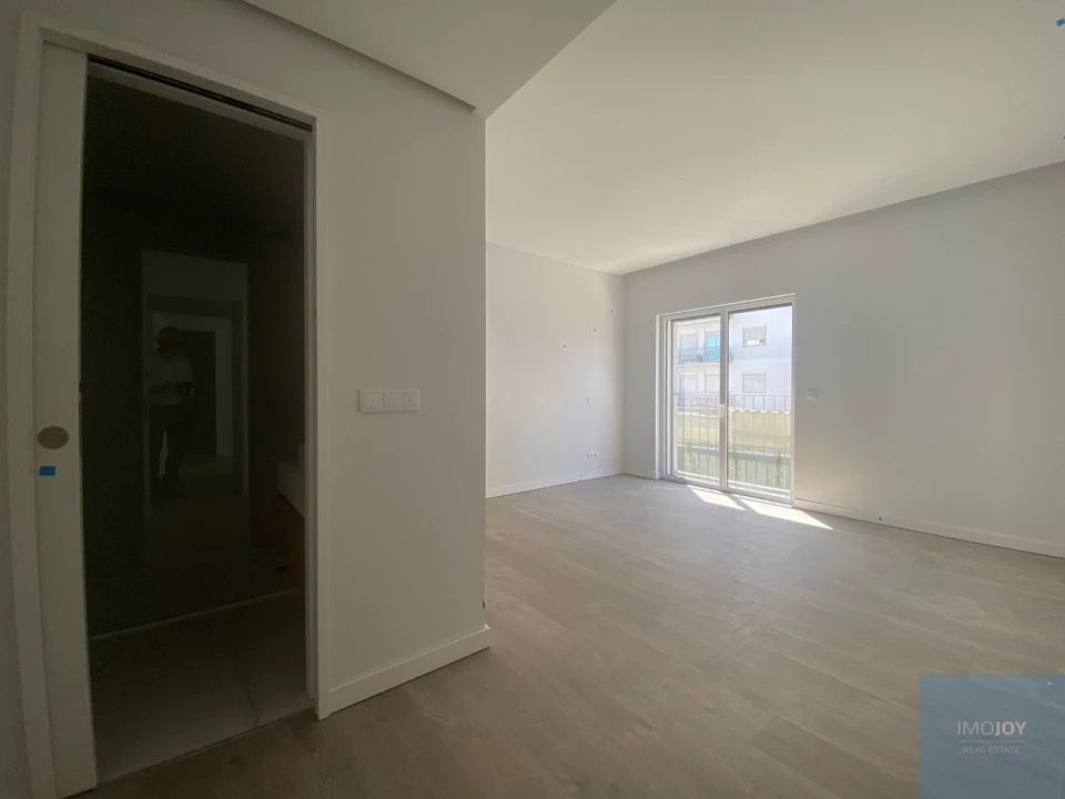 Apartamento T2 para Venda em Carcavelos e Parede Foto 8