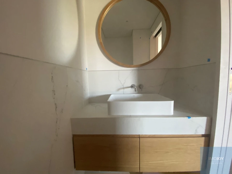 Apartamento T2 para Venda em Carcavelos e Parede Foto 19
