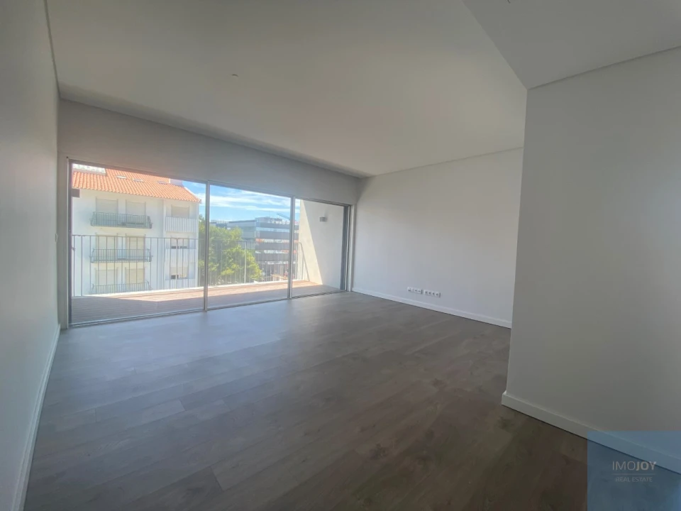 Apartamento T2 para Venda em Carcavelos e Parede Foto 1