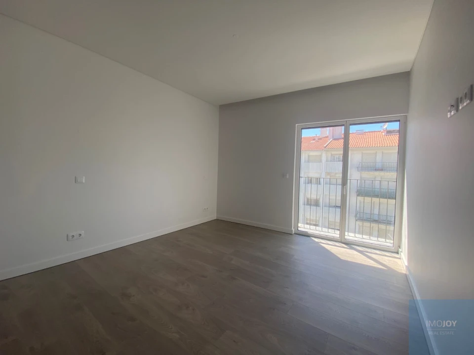 Apartamento T2 para Venda em Carcavelos e Parede Foto 14